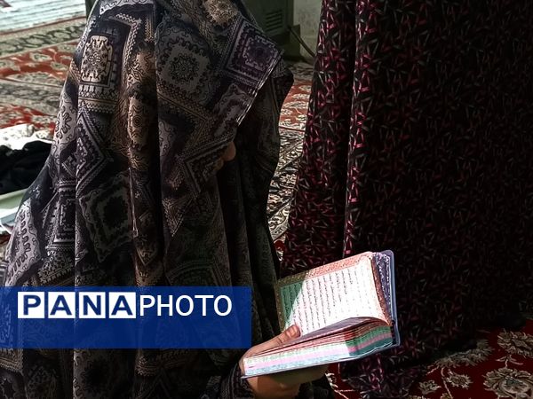 مراسم معنوی اعتکاف در مجموعه رستگاران شهرستان برخوار  