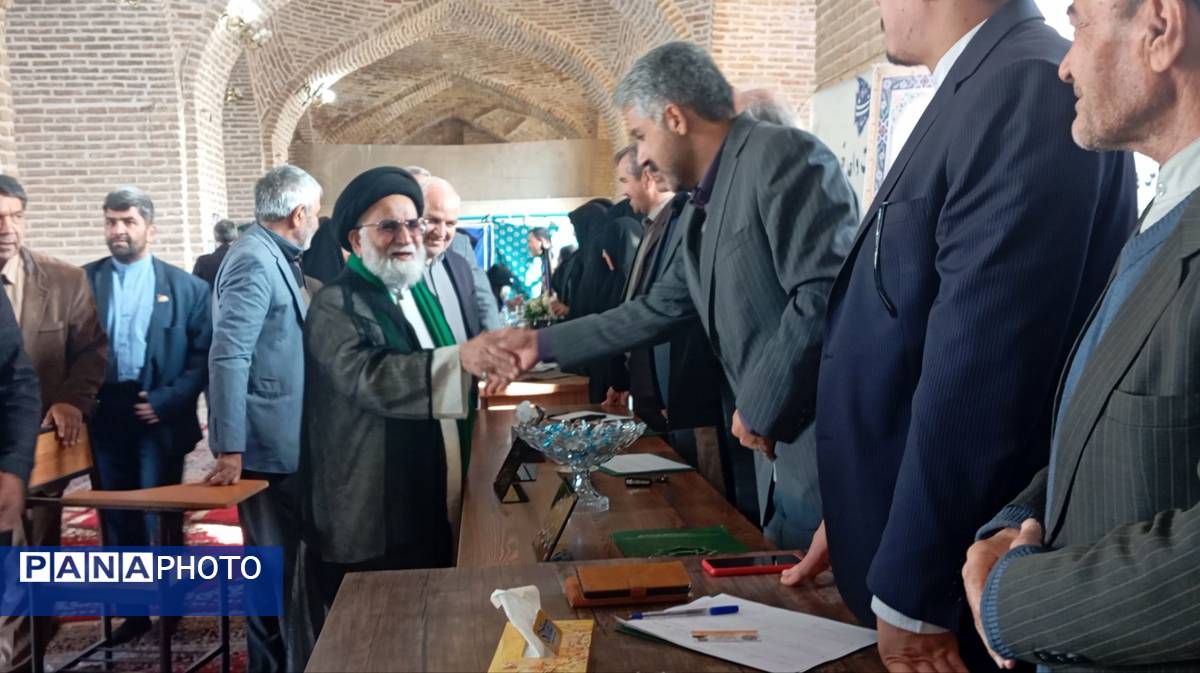 گذری میز خدمت ادارات نیشابور در هفته دوم آذر ماه 