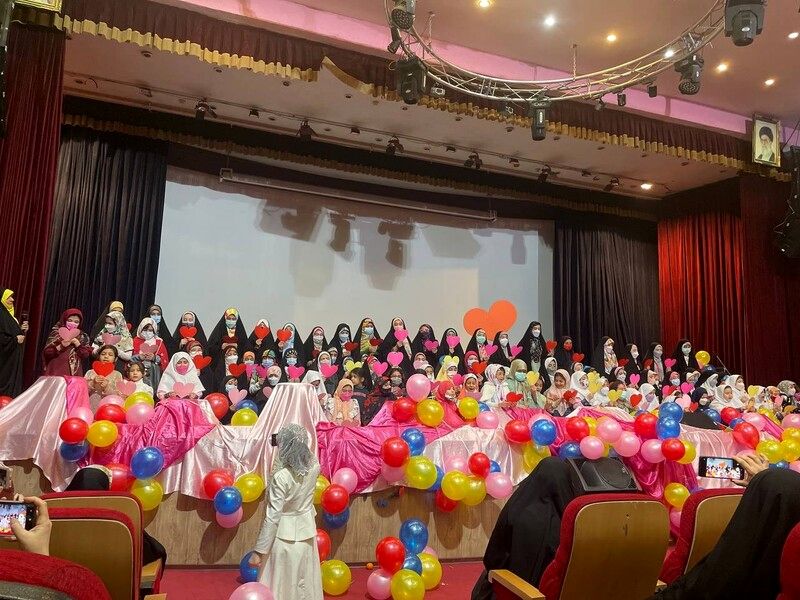 ولادت حضرت زهرا (س) فرصتی برای اهمیت دادن به جایگاه مادر در تربیت نسل آینده است