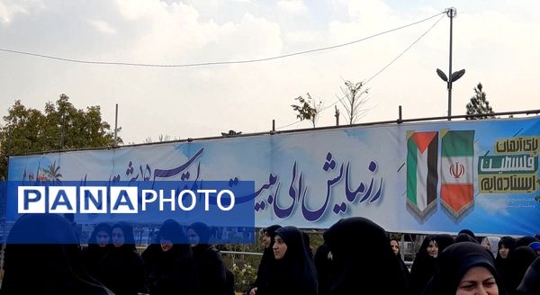 غبارروبی و گلباران مزار شهدای ملارد در رزمایش بزرگ بیت‌المقدس بسیجیان