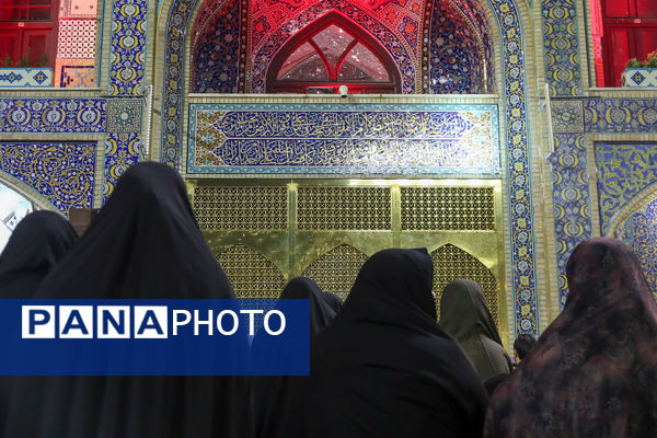 حال و هوای حرم مطهر رضوی در شب وفات حضرت زینب سلام الله علیها