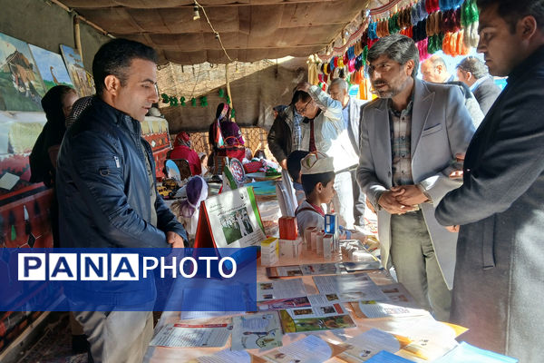 پاسداشت آیین کهن یلدا در دبستان حشمتیه آباده