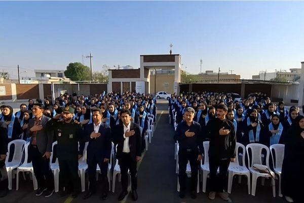 هدف از طرح «لاله‌های روشن» حفظ یاد و نام شهدا است