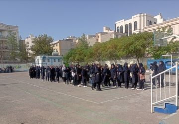 جشن جوانه‌ها در دبیرستان سرافرازان ناحیه ۶ مشهد