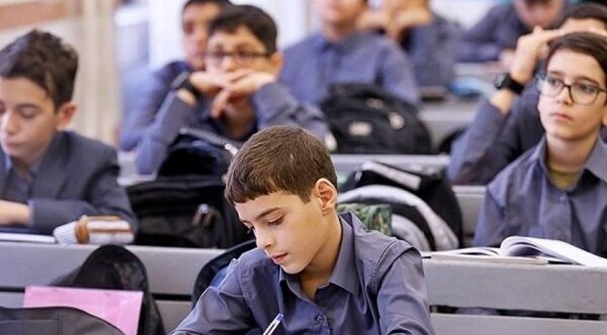 برگزاری آزمون جامع عملکردی سنجش شش ماهه ی تحصیلی در شهرستان کوه چنار



