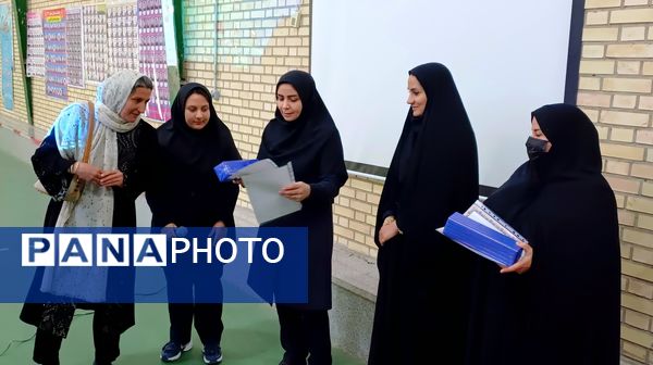 هفته پیوند اولیا و مربیان در شهرستان رزن 