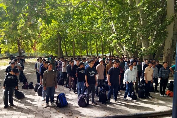 اولین صبحگاه پایه دهمی دبیرستان شاهد ابوذر غفاری نیشابور 