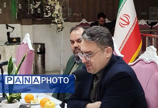 جلسه تخصصی تبیین برنامه‌های معاونت پرورشی و فرهنگی اداره‌کل آموزش و پرورش استان خراسان رضوی در کاشمر