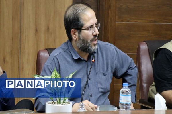 نشست صمیمانه شهردار پاکدشت با خبرنگاران و اصحاب رسانه