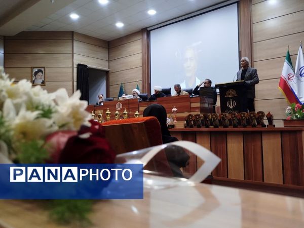 آیین تجلیل از برترین‌های فوتبال و فوتسال شهرستان کاشمر 