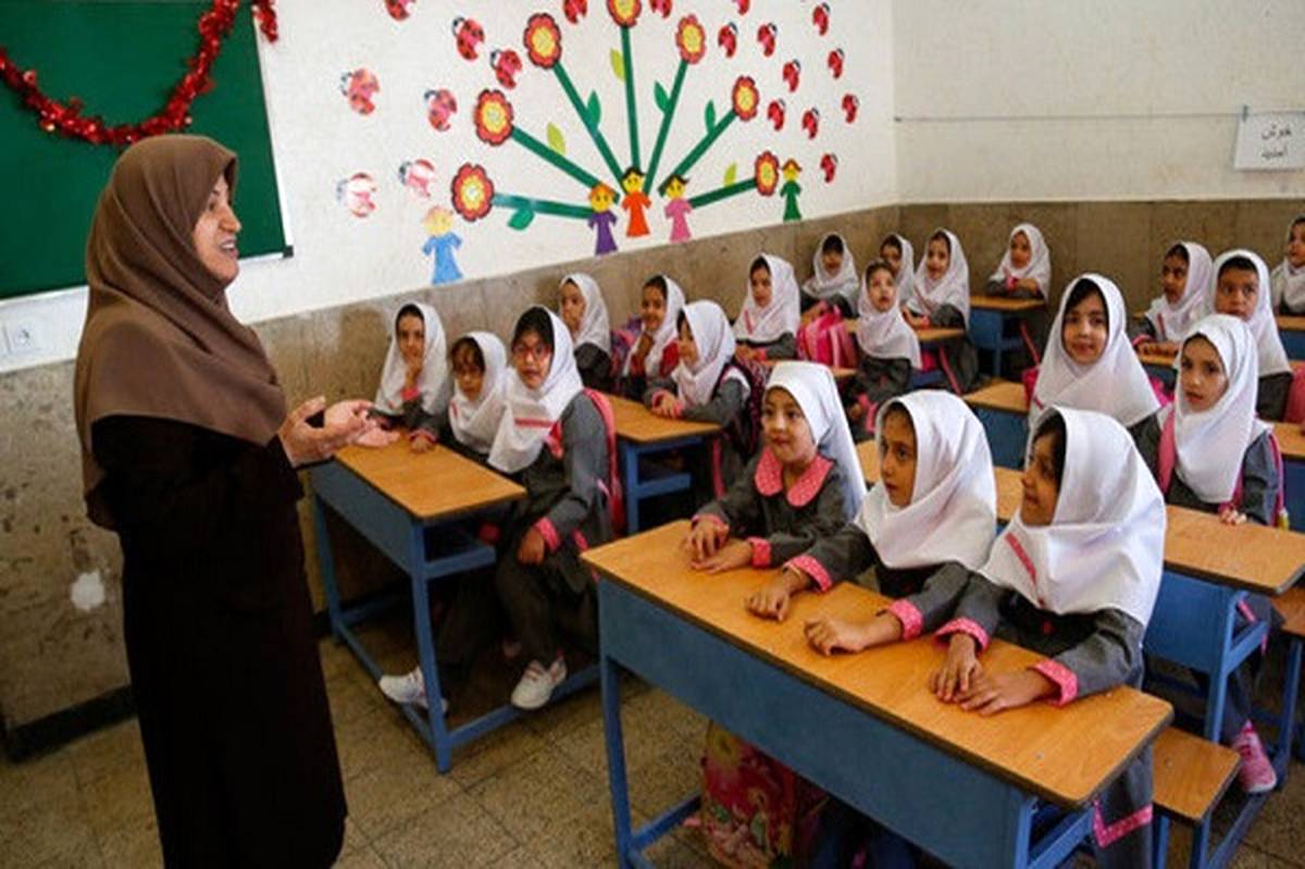 دانش‌آموزان در برقراری ارتباط در زندگی واقعی ناتوان هستند