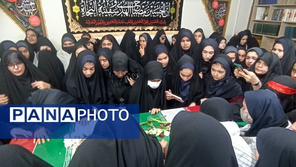  شهید گمنام ۱۷ ساله مهمان ویژه دبیرستان دخترانه امام حسین(ع) دوره اول  واحد ۳