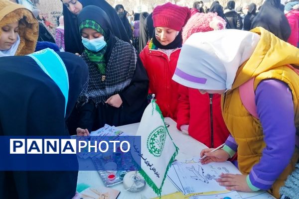 پاسخ حماسی مردم انقلابی فاروج به استکبار جهانی با حضور در راهپیمایی ۲۲بهمن 