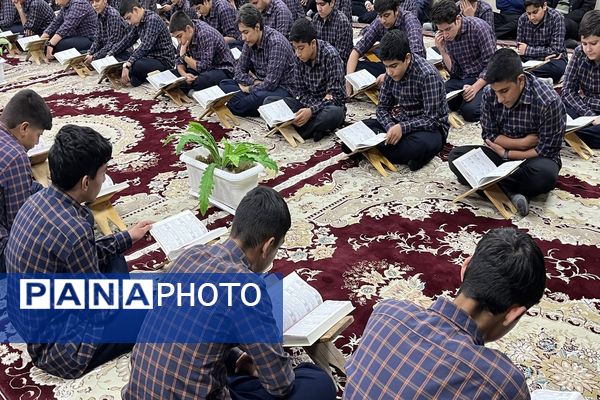 آیین افتتاحیه مسابقات قرآن، عترت و نماز در کرمان