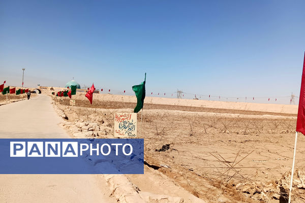 قدمگذاشتن دانشآموزان رباطکریم بر خاک مقدس شلمچه