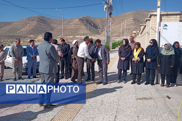 آیین رونمایی از تابلوی اولین آموزشگاه نامگذاری شده به نام شهید جمهور در ایران