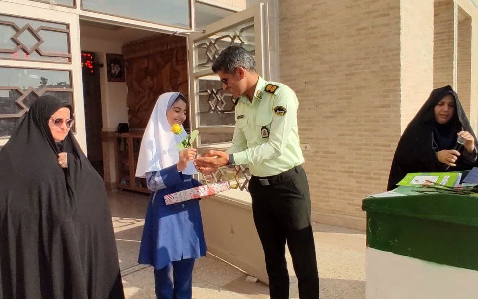 هشدار پلیس فتا به دانش‌آموزان: تهدیدات فضای مجازی را گزارش دهید