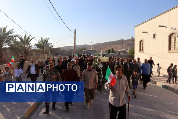  مراسم تشییع پیکر مطهر شهید گمنام در شهرستان بستک