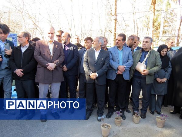کلنگ زنی نمازخانه مدرسه پسرانه تیزهوشان بجنورد