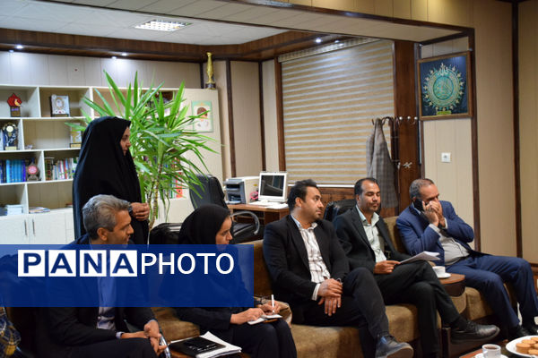 نشست جمع‌بندی طرح نهضت ملی مدرسه‌سازی در تربت‌حیدریه 