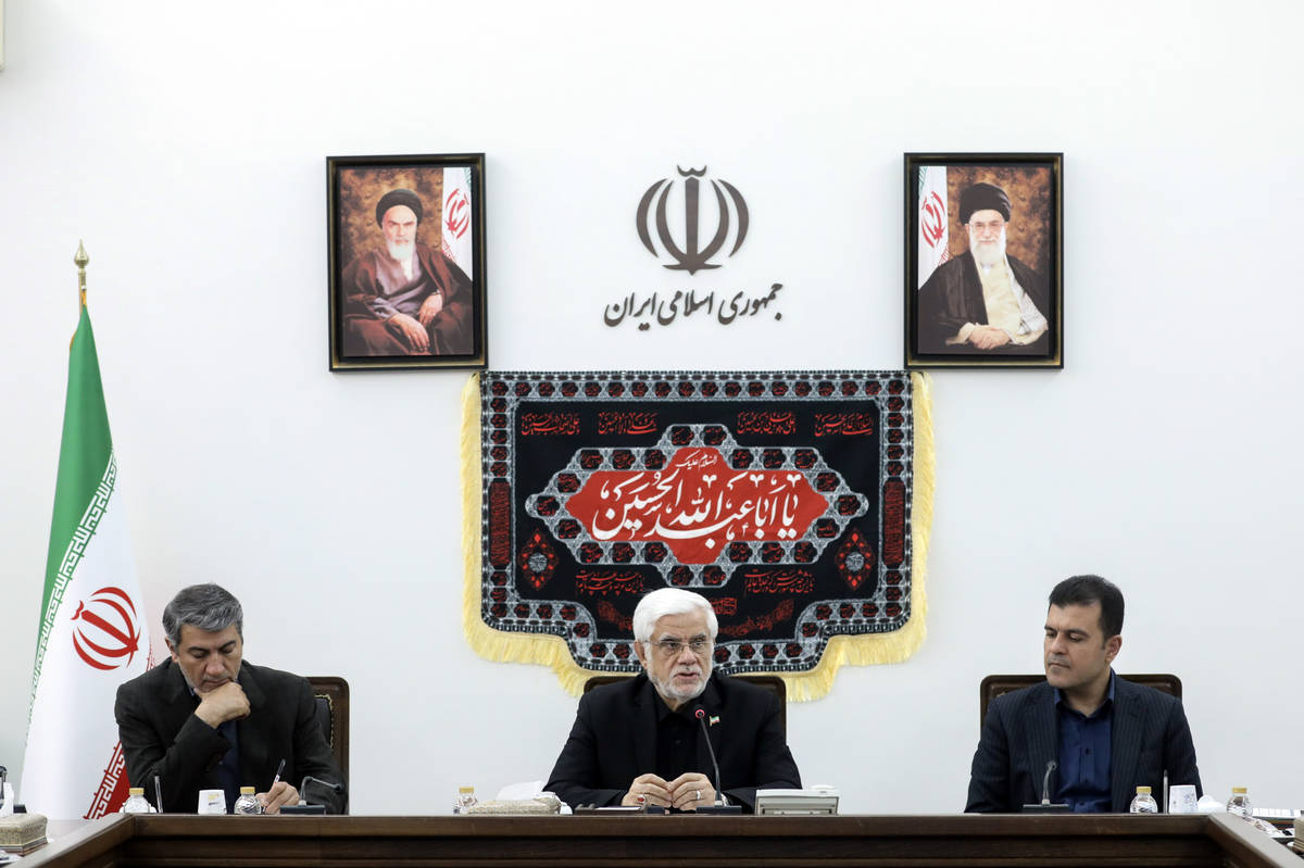عارف: در ضرورت توجه به هوش مصنوعی هیچ اختلاف‌نظری در کشور وجود ندارد