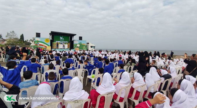 تماشاخانه سیار به جشنواره تئاتر کودک و نوجوان رفت