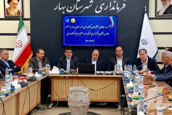 دولت چهاردهم با تمام توان از تولیدکنندگان حمایت می‌کند