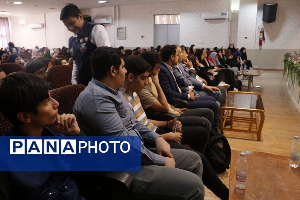 کارگاه خبرنویسی با مدیرعامل خبرگزاری پانا در مشهد