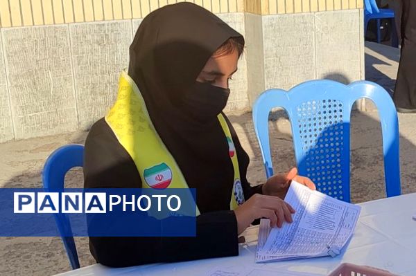 طرح دیدار و ارائه کارنامه هشدار در دبیرستان مهر نیشابور