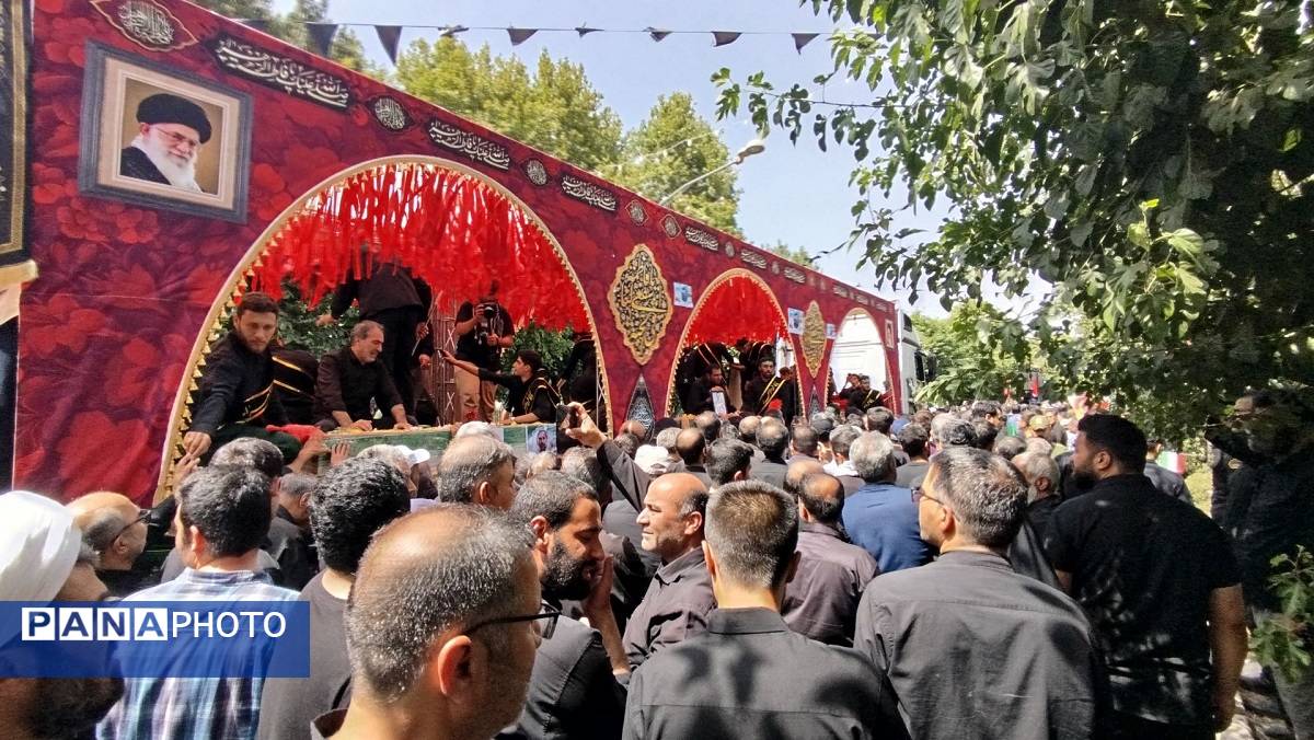 حضور باشکوه مردم کرج در مراسم تشییع جمعی از شهدا حمله رژیم صهیونیستی