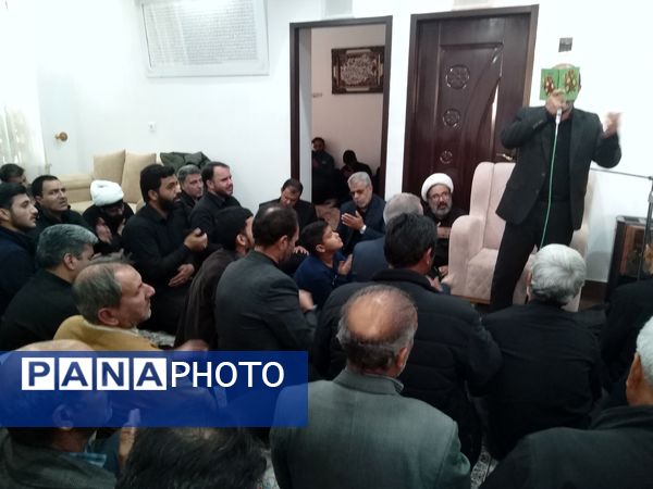 جلسه هفتگی هیات جوانان انصار الحسین هم زمان با عزاداری ایام فاطمیه در شهرستان خلیل‌آباد 