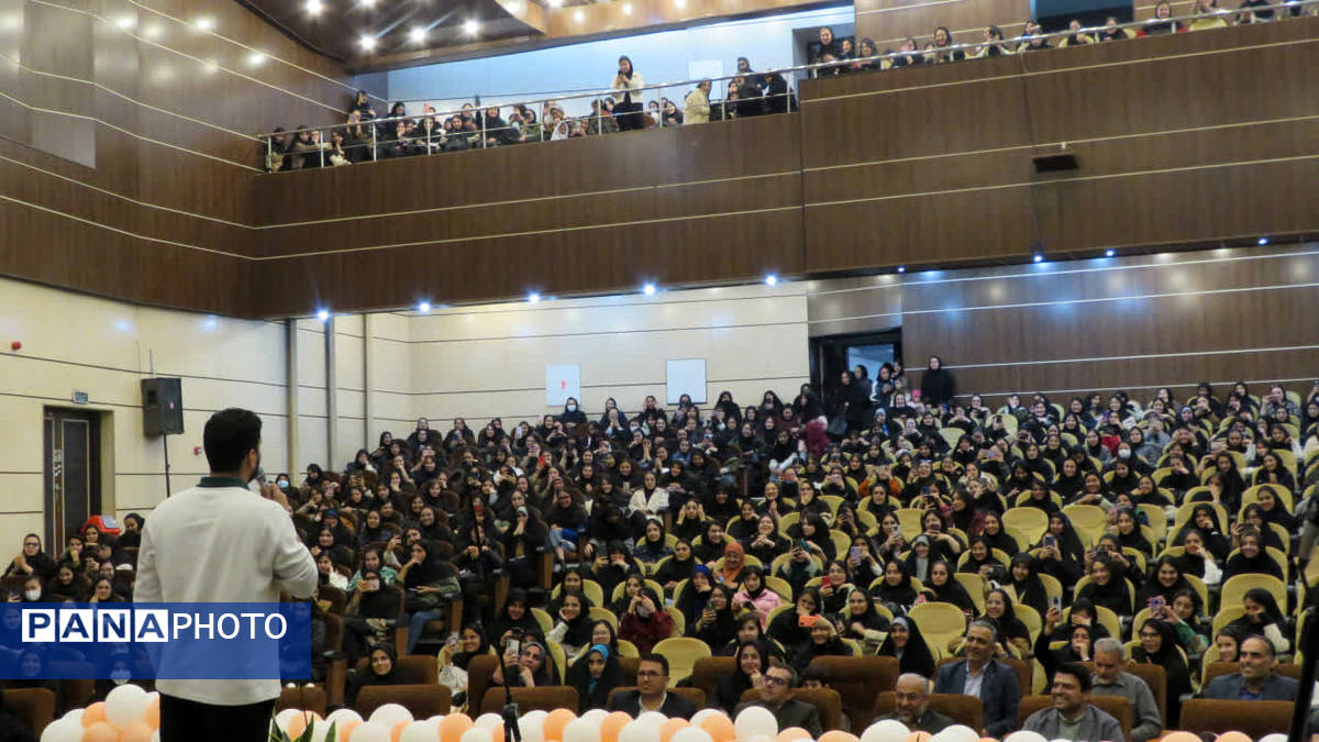 مراسم بزرگداشت روز دانشجو