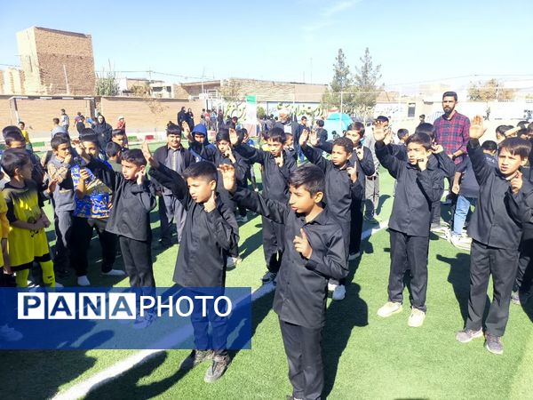 اردوی درون مدرسه ای روز دانش آموز در دبستان شهید پسندیده فدافن 