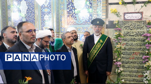 تجدید میثاق معلمان قم با شهیدان