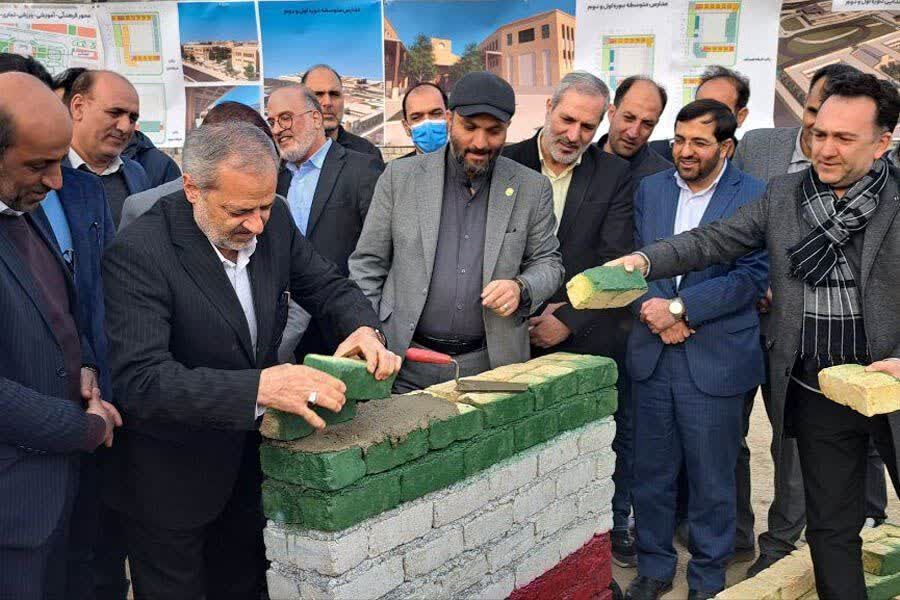 آیین خشت گذاری ۸ مدرسه ۲۱ کلاسه با حضور وزیر آموزش و پرورش در ملارد 