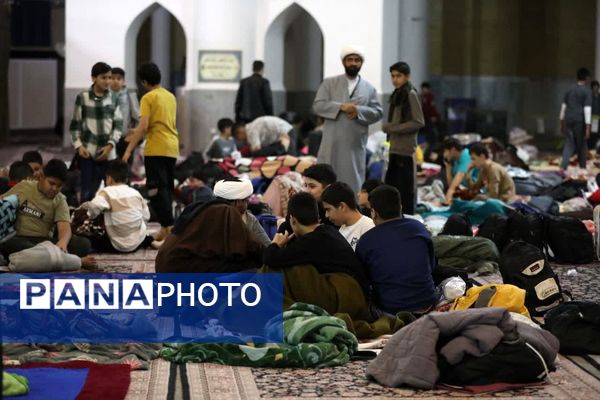 مراسم اعتکاف دانش آموزی در مسجد اعظم و مصلای قدس قم