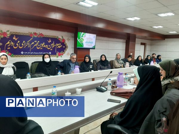 مراسم تقدیر از دانش‌آموز پژوهنده و فناور برتر کشوری و استانی ملارد 