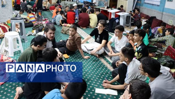 سه روز خلوت نوجوانانه با خدا در مسجد امام خمینی(ره)