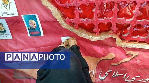 غرفه‌های سازمان دانش‌آموزی در راهپیمایی ۱۳ آبان یاسوج میزبان نوجوانان شدند