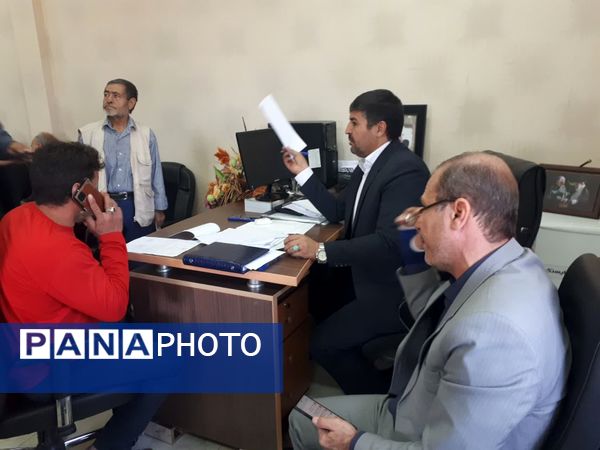 دیدار چهره به چهره فرماندار و مدیران شهرستان سملقان با مردم به‌مناسبت هفته دولت