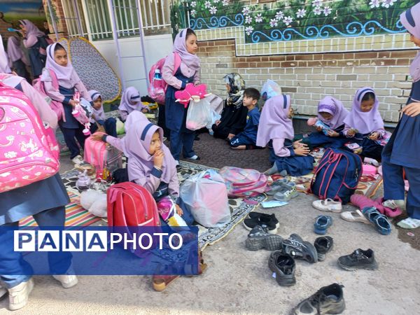 اردوی حیاطی و جشن آخر سال در دبستان دخترانه شاهد تحقیقی ناحیه ۶