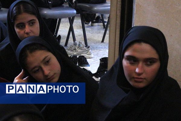 آوای غریب مهتاب؛ مرثیه‌ای برای بضعه الرسول در دبیرستان‌ولایت بهارستان‌دو