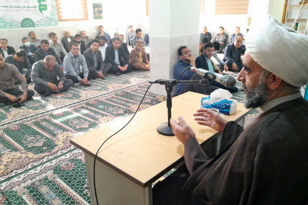 مراسم سالروز ارتحال حضرت امام خمینی رحمت الله علیه در اداره کل آموزش و پرورش استان بوشهر