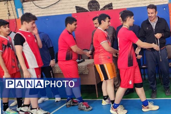 مسابقات بسکتبال دوره متوسطه اول پسران در ناحیه دو شهرری 