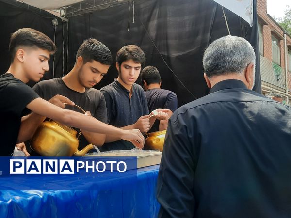 بازدید  رئیس مرکز حراست وزارت آموزش و پرورش از خدمت‌رسانی به زائران در مشهد