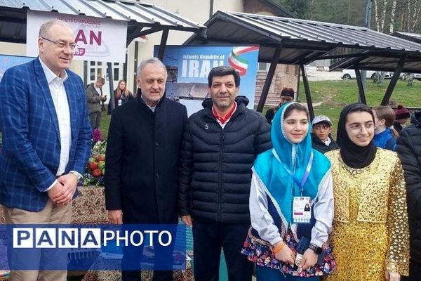 حضور وزیر ورزش صربستان در غرفه جمهوری اسلامی ایران در زلاتیبور