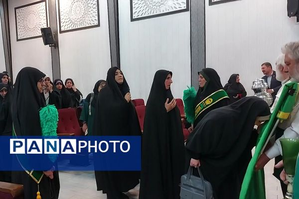 مراسم تجلیل از معاونین پرورشی، مربیان تربیتی و مشاورین مدارس منطقه کهریزک 