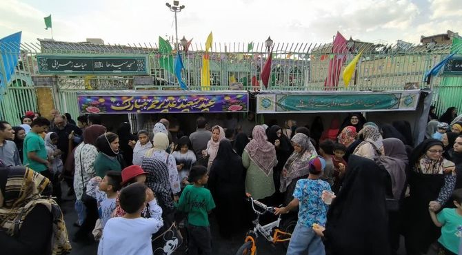 جشن باشکوه عید غدیر در اراک با شعار «ایران ذوالفقار علی» برگزار شد
