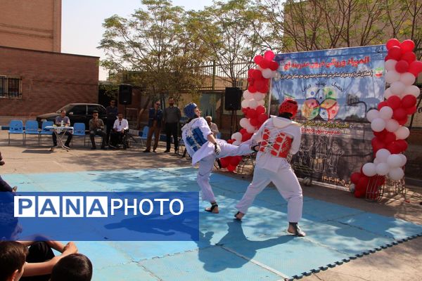 همبستگی در قامت ورزش