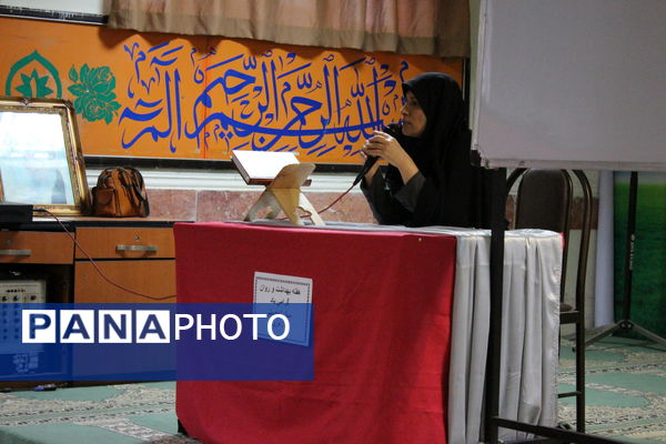برگزاری جلسه اولیا مربیان در دبیرستان سردار شهید قاسم سلیمانی ناحیه 4 کرج